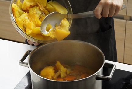 Фото шага рецепта Веганский тыквенный суппюре 152729 шаг 8  