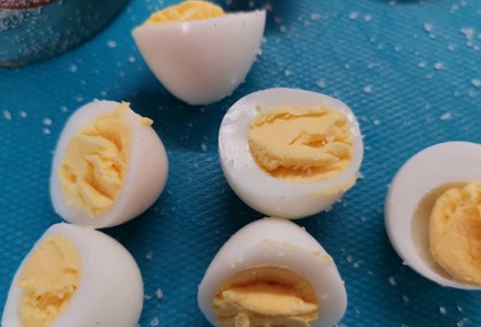 Фото шага рецепта Вегетарианские канапе с каперсами 175387 шаг 7