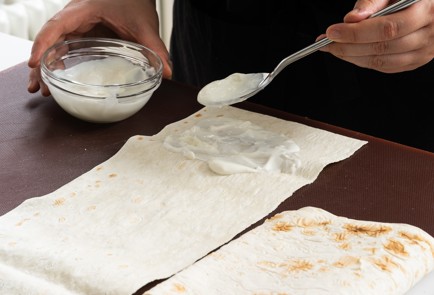 Фото шага рецепта Вегетарианские конвертики из лаваша с грибами и сулугуни 151014 шаг 5  