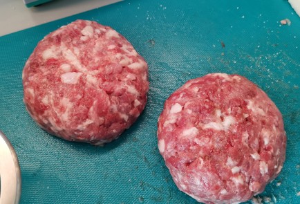 Фото шага рецепта Венецианские котлеты с моцареллой 174874 шаг 5