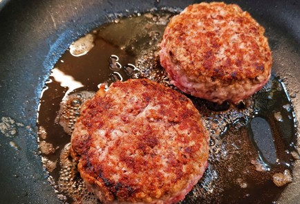 Фото шага рецепта Венецианские котлеты с моцареллой 174874 шаг 8