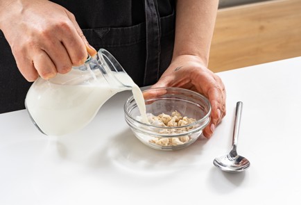 Фото шага рецепта Венские куличи 188911 шаг 2  