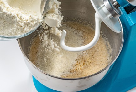 Фото шага рецепта Венские куличи 188911 шаг 6  