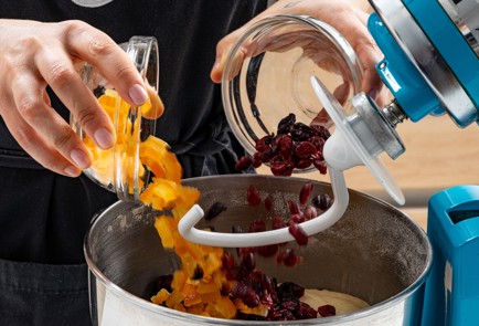 Фото шага рецепта Венские куличи 188911 шаг 7  