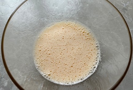 Фото шага рецепта Венские вафли 175445 шаг 3  