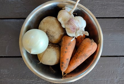 Фото шага рецепта Винегрет из печеных овощей с горчичной заправкой 174253 шаг 1  