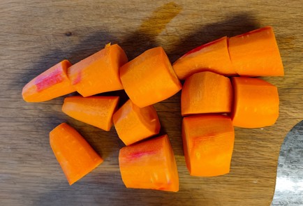 Фото шага рецепта Винегрет из печеных овощей с горчичной заправкой 174253 шаг 4  