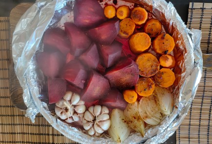 Фото шага рецепта Винегрет из печеных овощей с горчичной заправкой 174253 шаг 8  