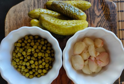 Фото шага рецепта Винегрет из печеных овощей с горчичной заправкой 174253 шаг 9  