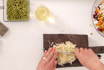 Фото шага рецепта Винегрет из запеченных овощей с квашеной капустой 49513 шаг 3  