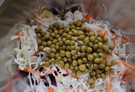 Фото шага рецепта Винегрет с квашеной капустой 187653 шаг 7  