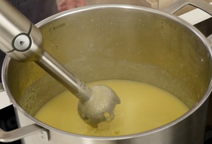 Фото шага рецепта Кремсуп из порея вишисуаз 125383 шаг 8  