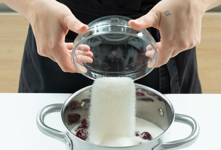 Фото шага рецепта Вишневое варенье 174098 шаг 3  