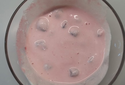 Фото шага рецепта Вишневый блинный торт 175816 шаг 1  