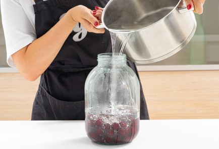 Фото шага рецепта Вишневый компот на зиму 174041 шаг 8  