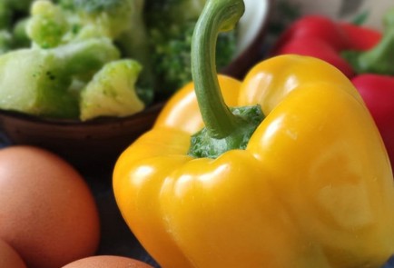 Фото шага рецепта Витаминный омлет 173499 шаг 1