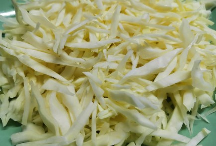 Фото шага рецепта Витаминный салат из капусты 191395 шаг 1  