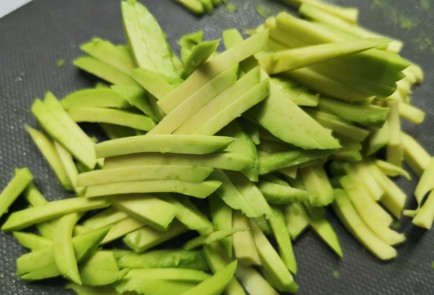 Фото шага рецепта Витаминный салат из капусты 191395 шаг 4  