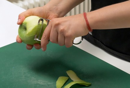 Фото шага рецепта Витаминный салат 139556 шаг 4  