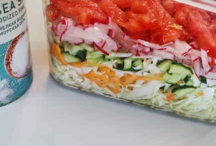 Фото шага рецепта Витаминный салат 189861 шаг 9  