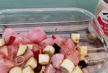 Фото шага рецепта Вок из ширатаки с индейкой 174012 шаг 5  