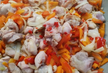 Фото шага рецепта Вок с курицей 190888 шаг 6  