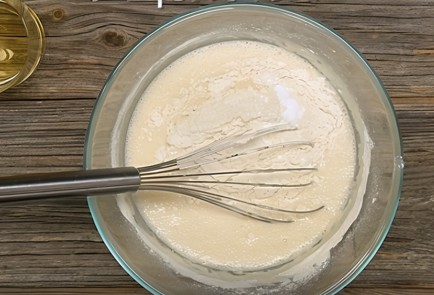 Фото шага рецепта Воздушные тонкие блины на молоке 36589 шаг 2  