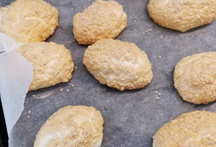 Фото шага рецепта Воздушные кетобулочки 152743 шаг 9  