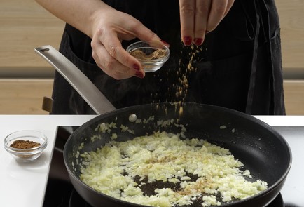 Фото шага рецепта Воздушный паштет из куриной печени 152847 шаг 4  