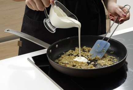 Фото шага рецепта Воздушный паштет из куриной печени 152847 шаг 5  