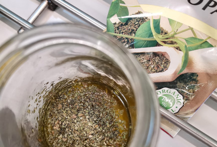 Фото шага рецепта Вяленые в духовке помидоры черри с травами 151556 шаг 11  