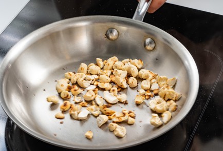 Фото шага рецепта Высокобелковый постный салат с веганской курицей 176029 шаг 4  