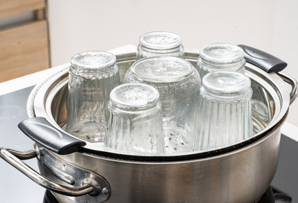 Фото шага рецепта Яблочное пюре на зиму 190047 шаг 2  