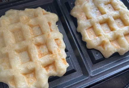 Фото шага рецепта Яблочные вафли 174269 шаг 13  