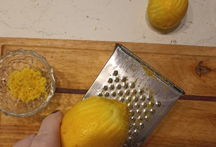 Фото шага рецепта Яблочный чай с корицей 191651 шаг 2  