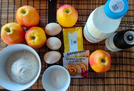 Фото шага рецепта Яблочный пирогневидимка 174785 шаг 1  