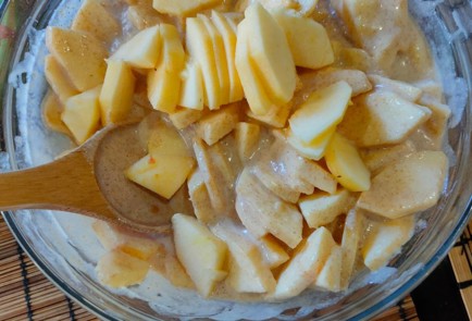 Фото шага рецепта Яблочный пирогневидимка 174785 шаг 8  