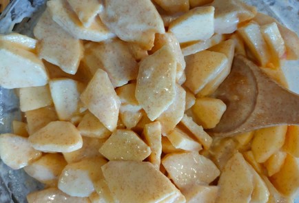 Фото шага рецепта Яблочный пирогневидимка 174785 шаг 9  