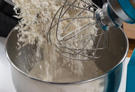 Фото шага рецепта Яблочный пирог Роза 174746 шаг 8  