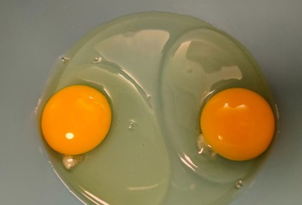 Фото шага рецепта Яблочный пирог с ванильным кремом 188643 шаг 10  