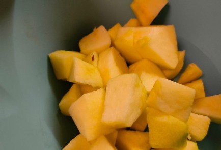 Фото шага рецепта Яблочный пирог с ванильным кремом 188643 шаг 21  