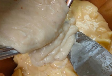 Фото шага рецепта Яблочный пирог с ванильным кремом 188643 шаг 26  