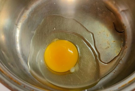 Фото шага рецепта Яблочный пирог с ванильным кремом 188643 шаг 3  