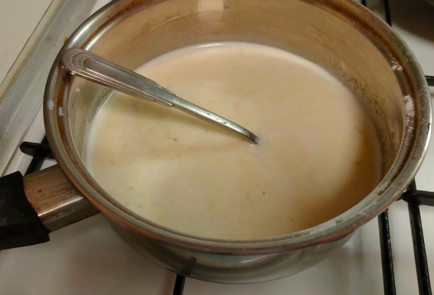 Фото шага рецепта Яблочный пирог с ванильным кремом 188643 шаг 8  