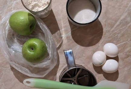 Фото шага рецепта Яблочный пирог 173525 шаг 1  