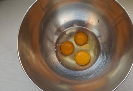 Фото шага рецепта Яблочный пирог 189251 шаг 1