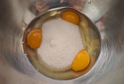 Фото шага рецепта Яблочный пирог 189251 шаг 2