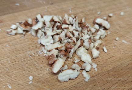 Фото шага рецепта Яблоки в духовке с творогом и изюмом 190736 шаг 1