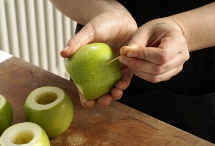 Фото шага рецепта Яблоки в духовке 152826 шаг 6  