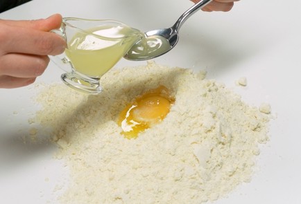 Фото шага рецепта Яблоки в тесте 140693 шаг 2